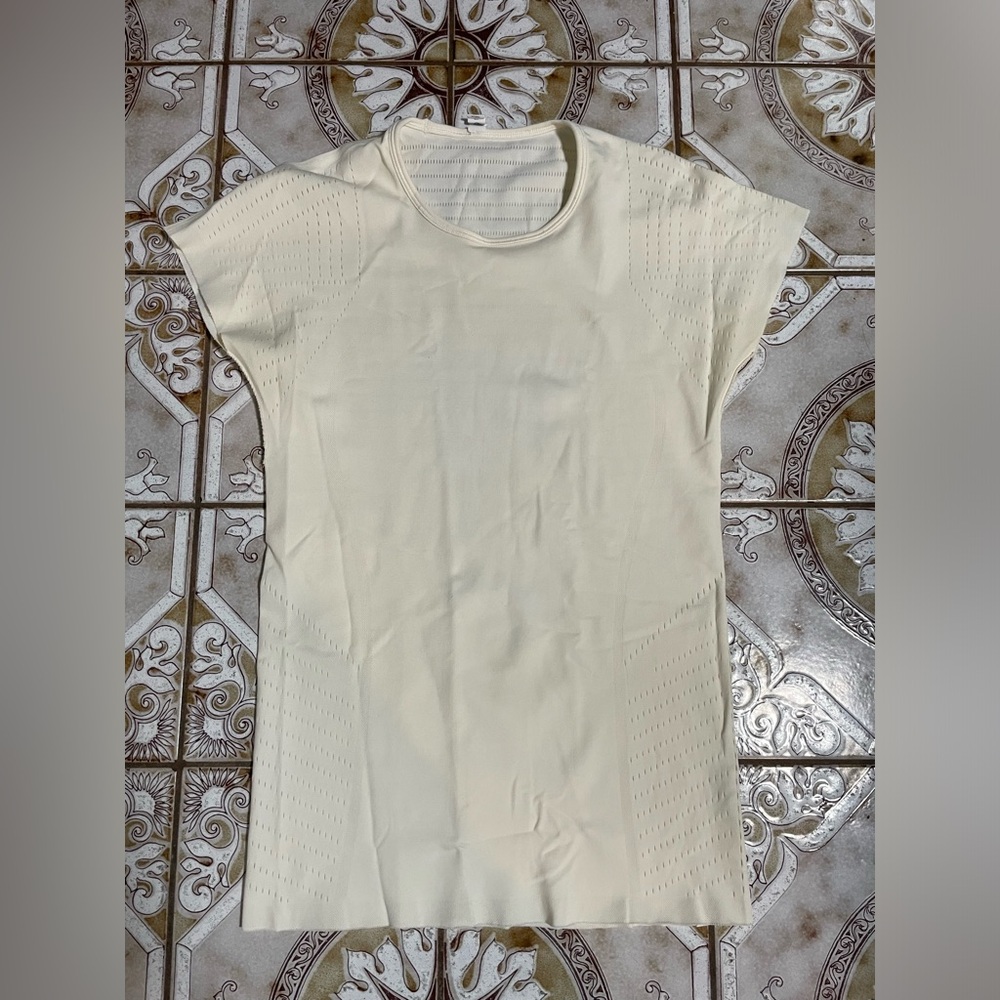 Lululemon Top Bundle ๐ - Picture 9 of 11